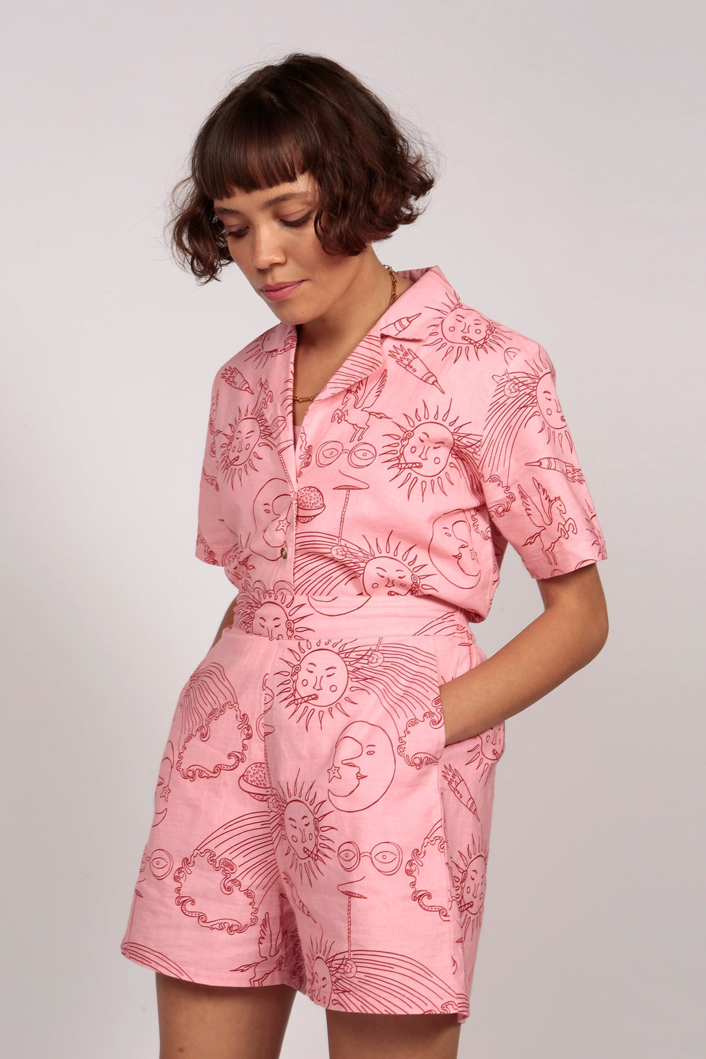 PRE-SALE: SMOKIN' SOL SHIRT - MCINDOE DESIGN - tropical - printed - clothing - travel - beach